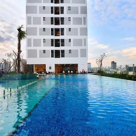 Central Business District Rivergate Apartment - Free Pickup & Pool Хошимин Экстерьер фото
