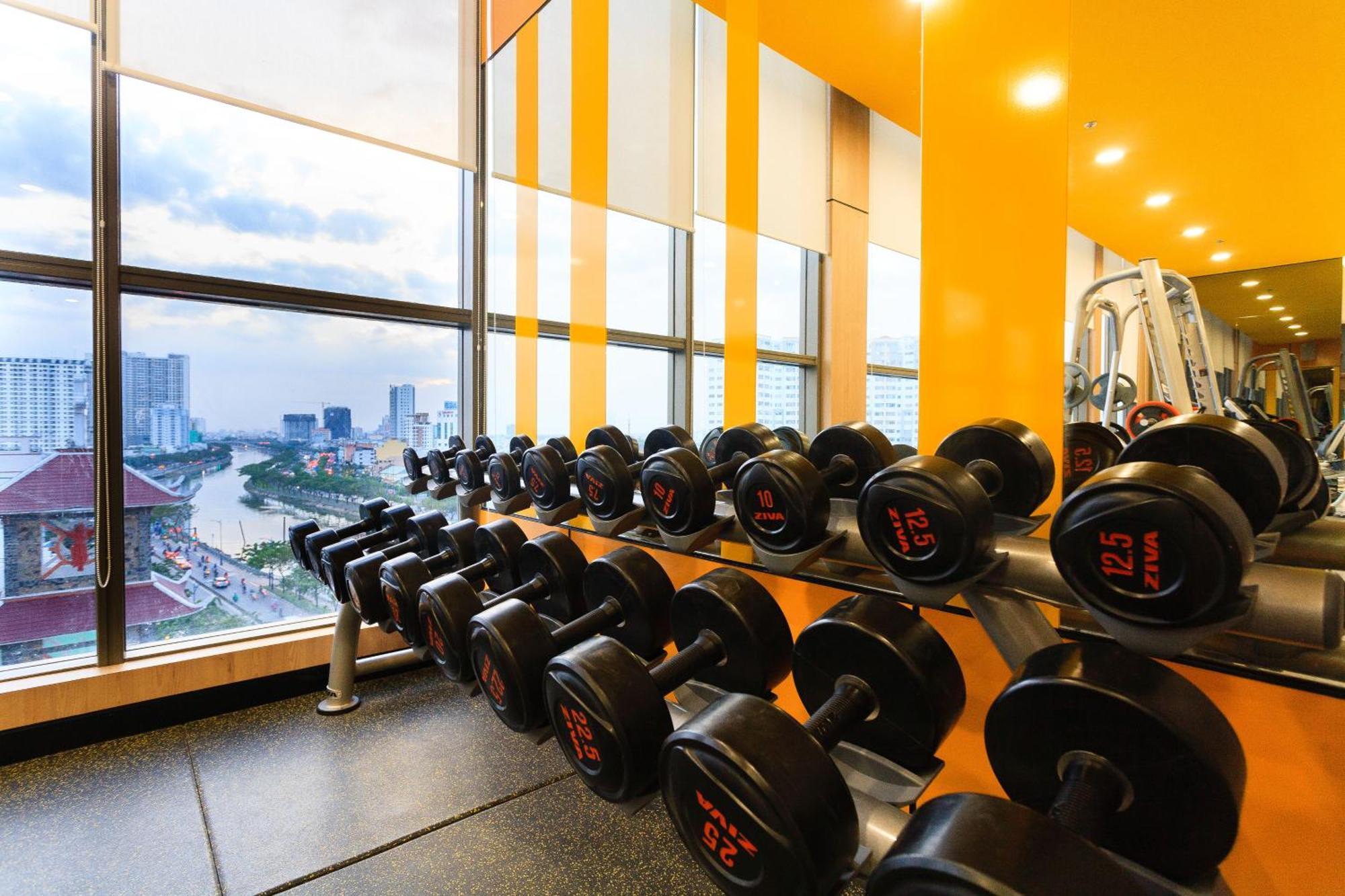 Central Business District Rivergate Apartment - Free Pickup & Pool Хошимин Экстерьер фото
