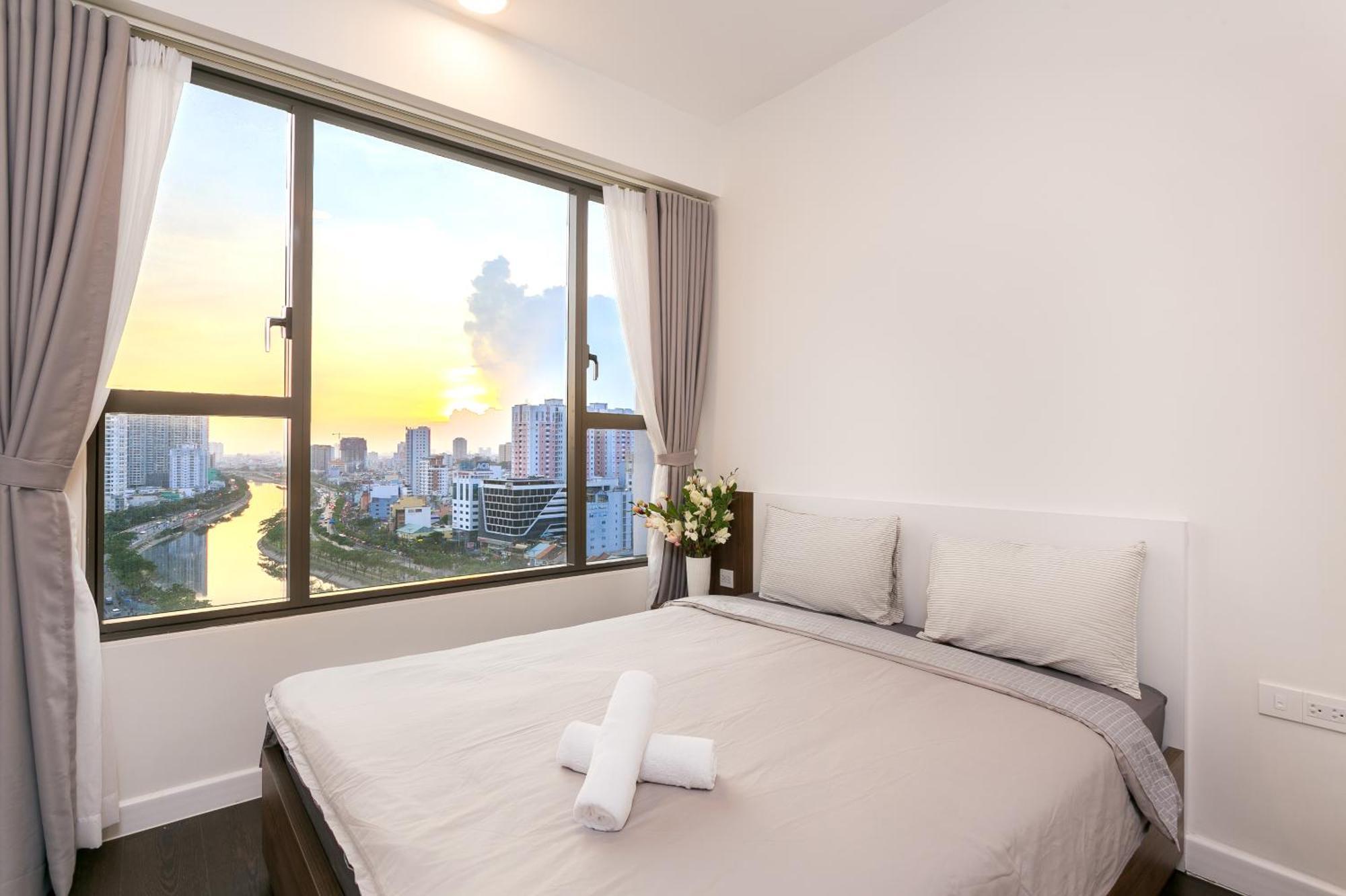 Central Business District Rivergate Apartment - Free Pickup & Pool Хошимин Экстерьер фото