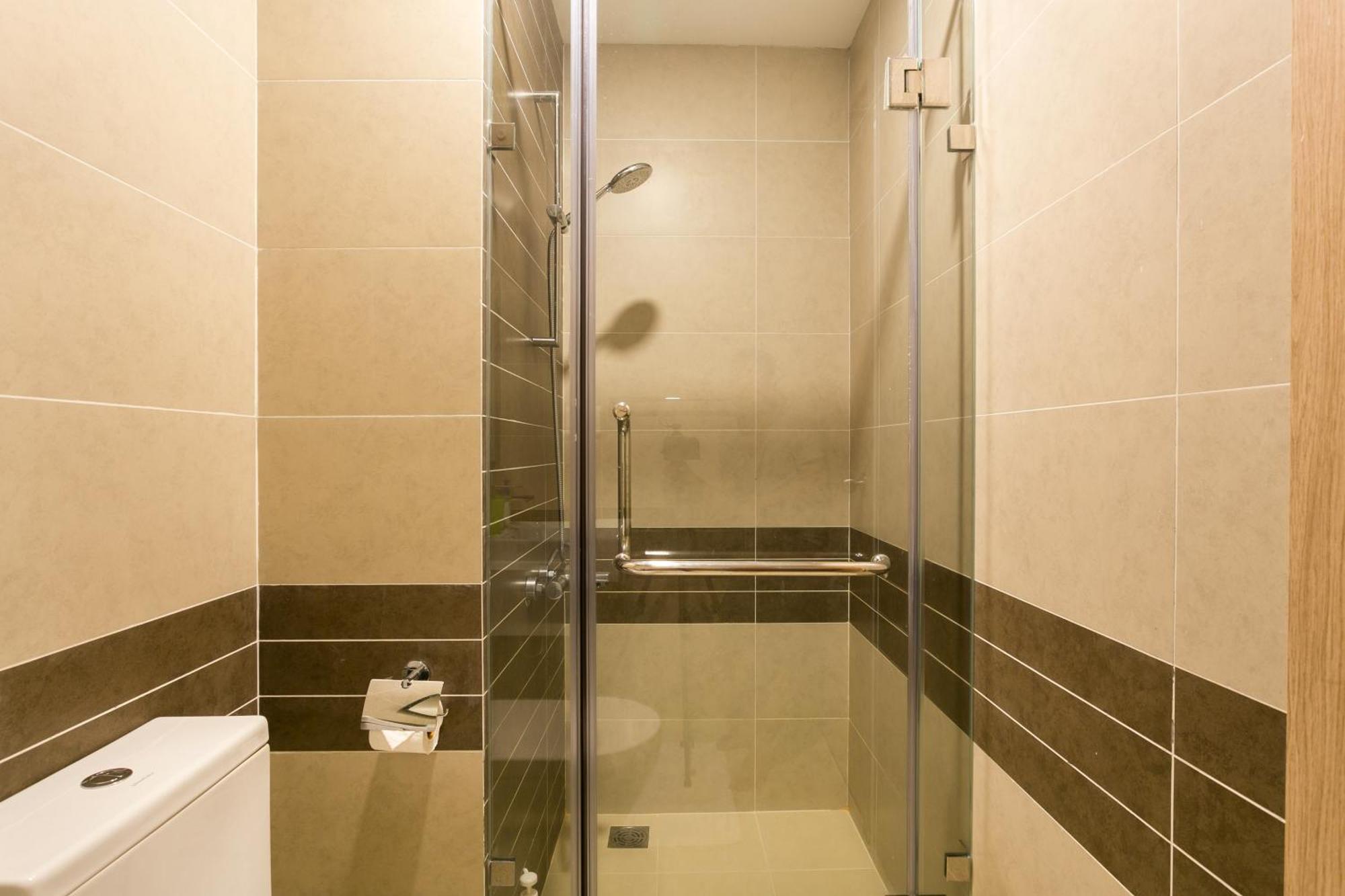 Central Business District Rivergate Apartment - Free Pickup & Pool Хошимин Экстерьер фото